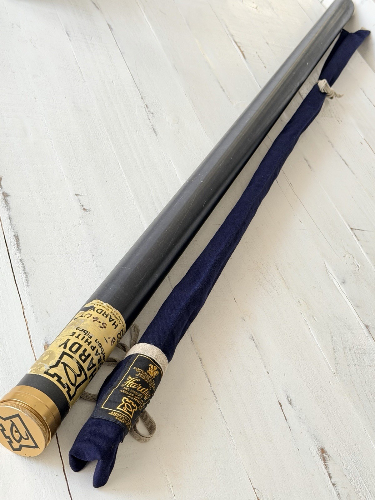 *BEAUTIFUL* *RARE* HOUSE OF HARDY ENGLAND # 5/6 8′ Graphite Carbon Fibre Rod🔥