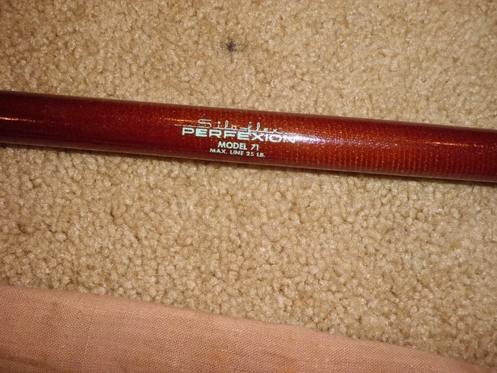 Vintage SILAFLEX Perfexion Model 71 Surf Spinning 10′ Rod- USA- 25 lb