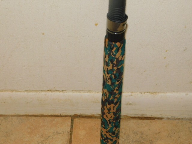 CUSTOM SPINNING ROD OLIVE GREEN TAN BROWN CAMOFLAUGE MARBLE 10-25 LB 7′ NEW