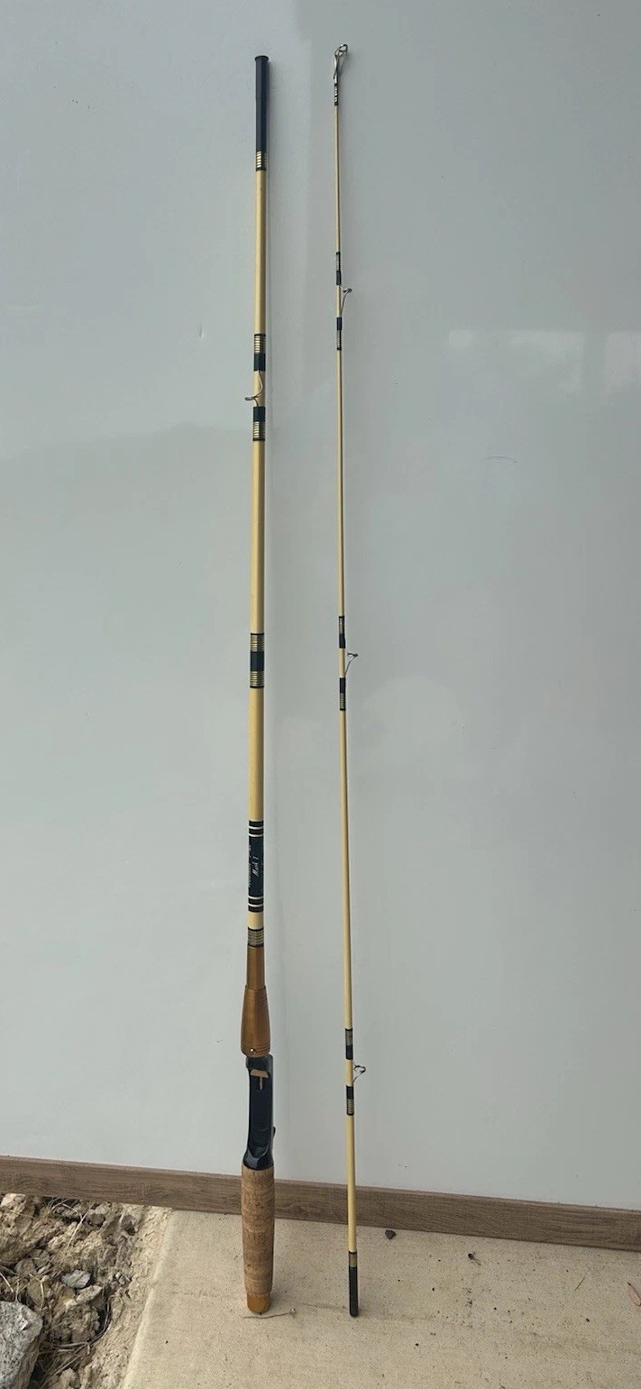 Vintage Heddon Pal Mark I 6’6½” Controlled Flex Action Casting Rod w/ Bag