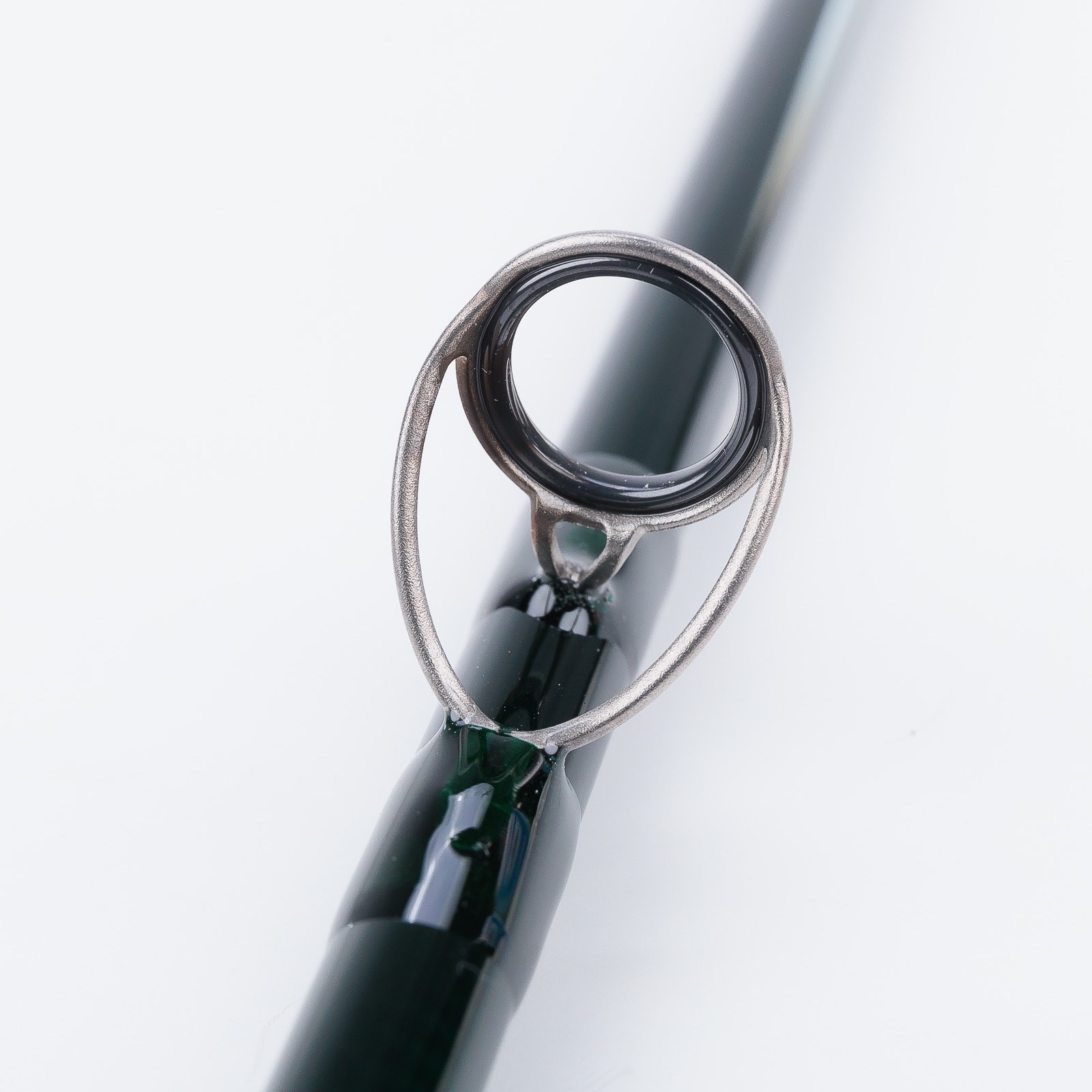 R L Winston Air 2 9-foot 6-weight 5-piece Fly Rod – Free Fly Line – FREE SHIP
