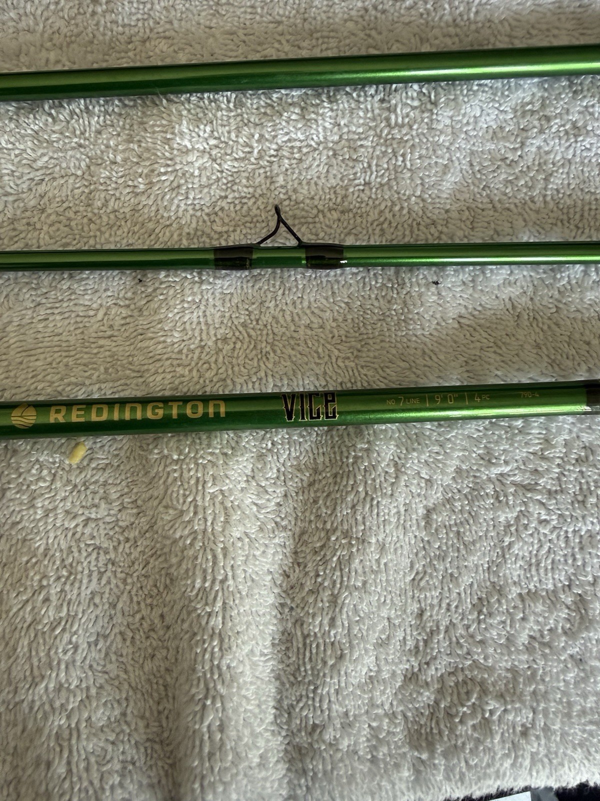 Redington Vice Fly Fishing Rod 9ft 7wt 4pc Green Graphite Cork Grip Tube