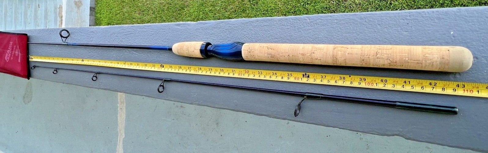ABU Garcia Conolon 7’ 10-30g Two-Piece Graphite Rod With Carrying Bag Mint Cond.