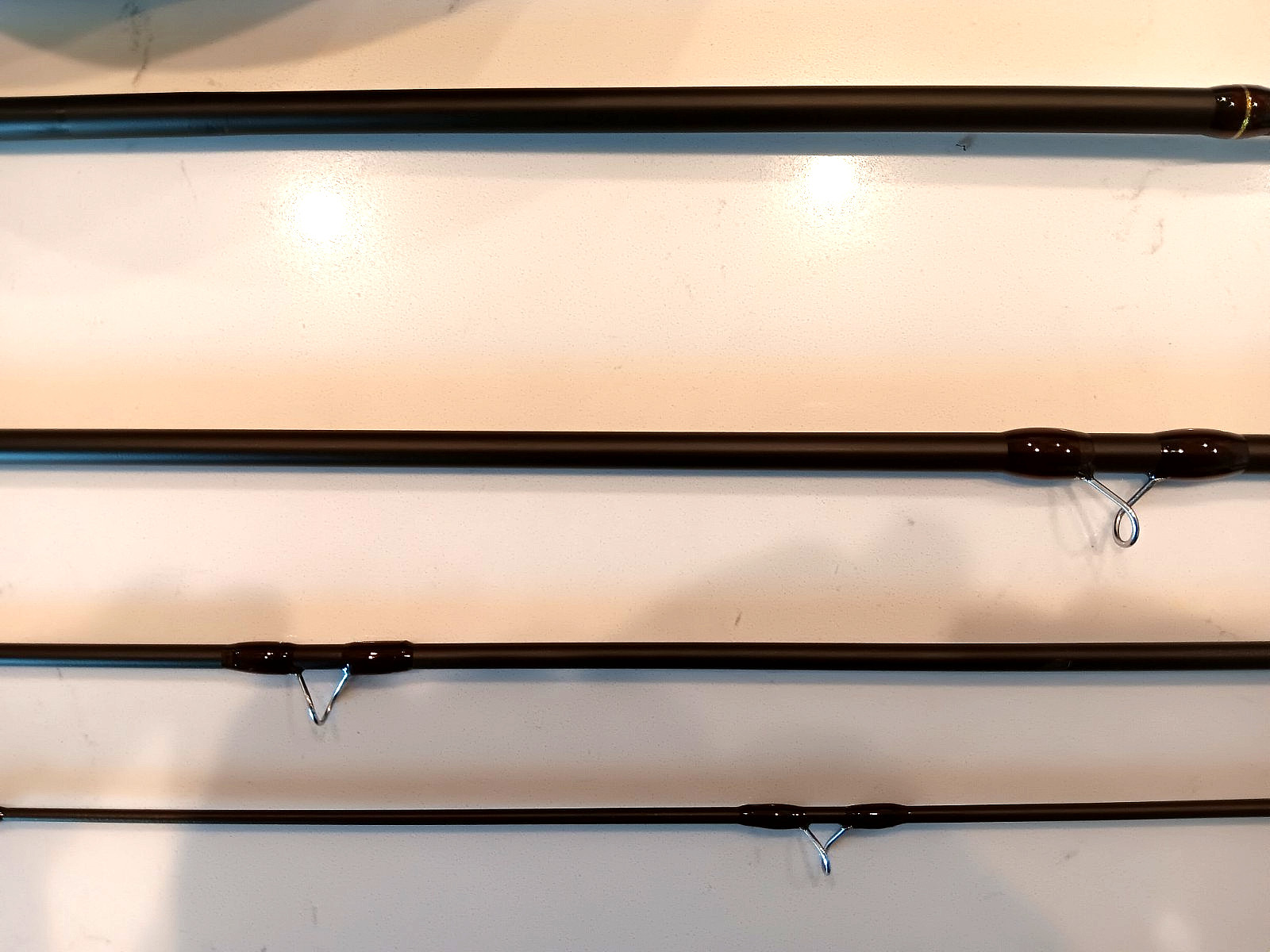 9′ 5 wt. White River Hobbs Creek fly rod/reel/combined travel case/tube..EX.