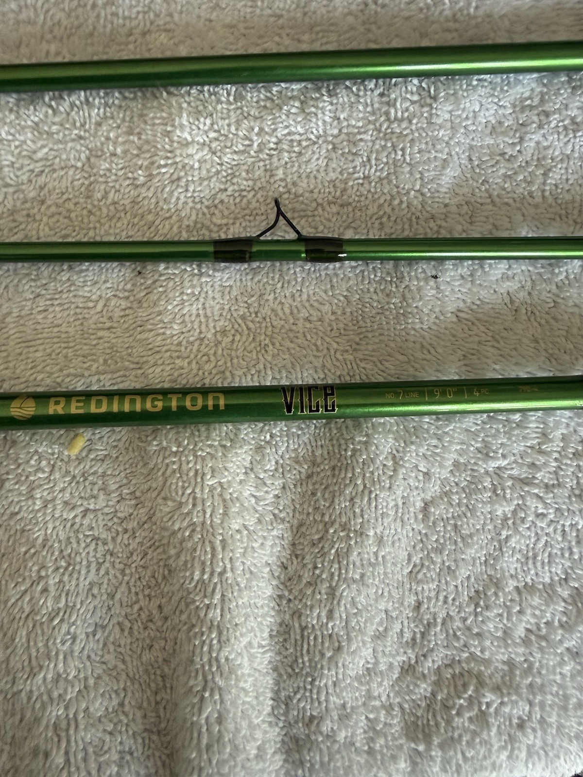 Redington Vice Fly Fishing Rod 9ft 7wt 4pc Green Graphite Cork Grip Tube