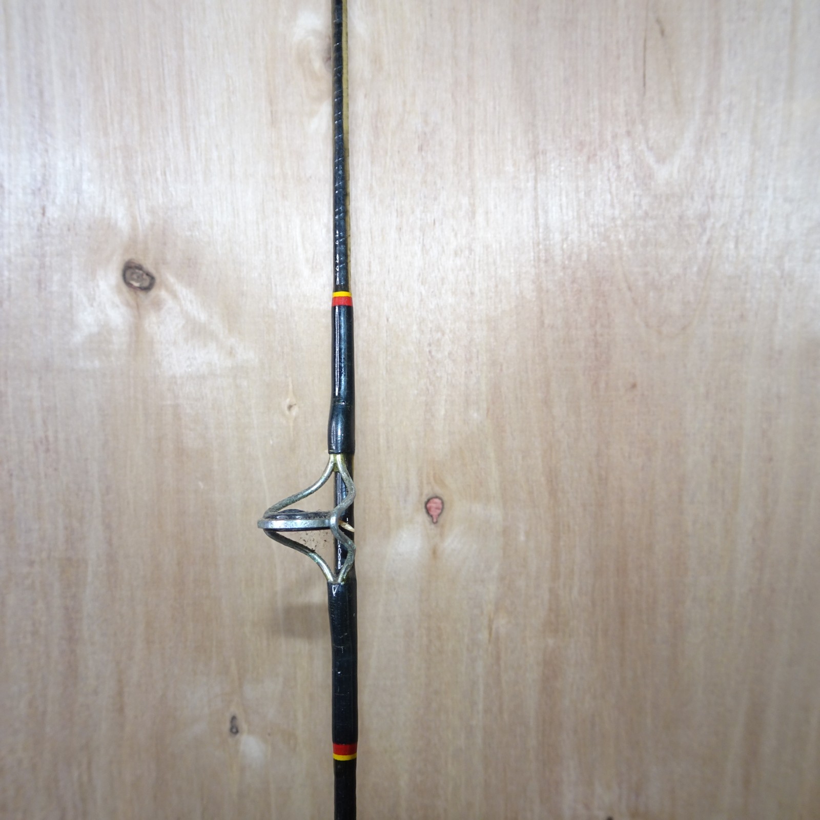 Shakespeare Ugly Stick Graphite 6’6″ Action Medium 2 Piece