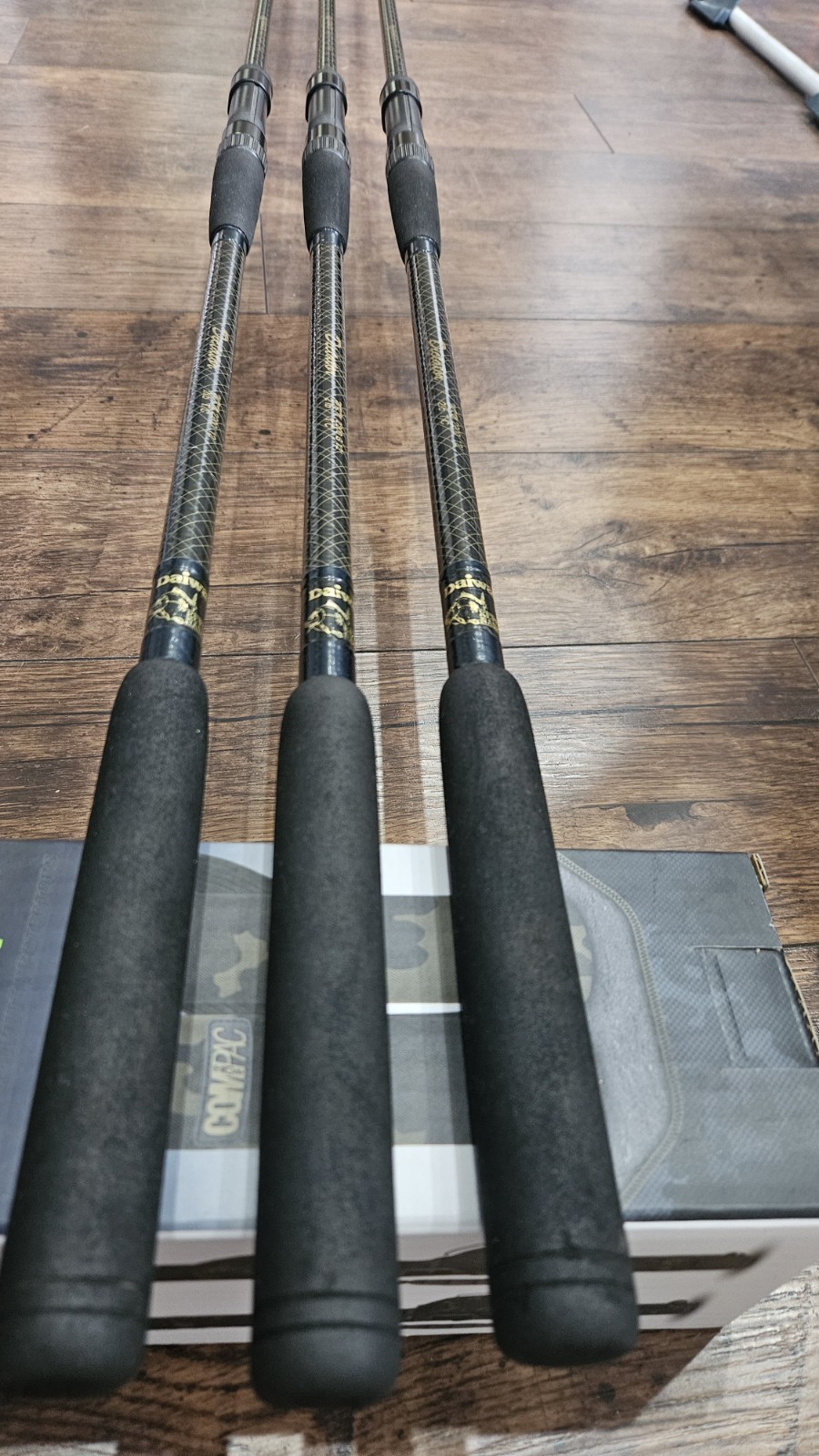 3x Daiwa Kevin Nash 12ft 2lbs WKN Whisker Dictator Carp Rods