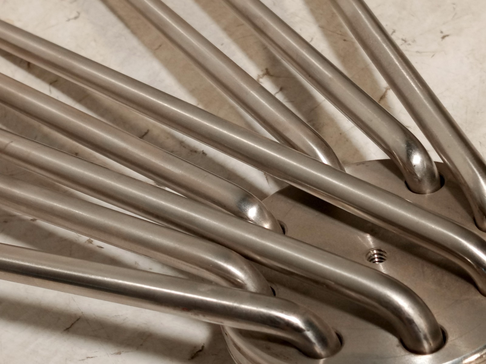 Unbranded stainless steel head with 8-rod arms, 12in rods, as shown