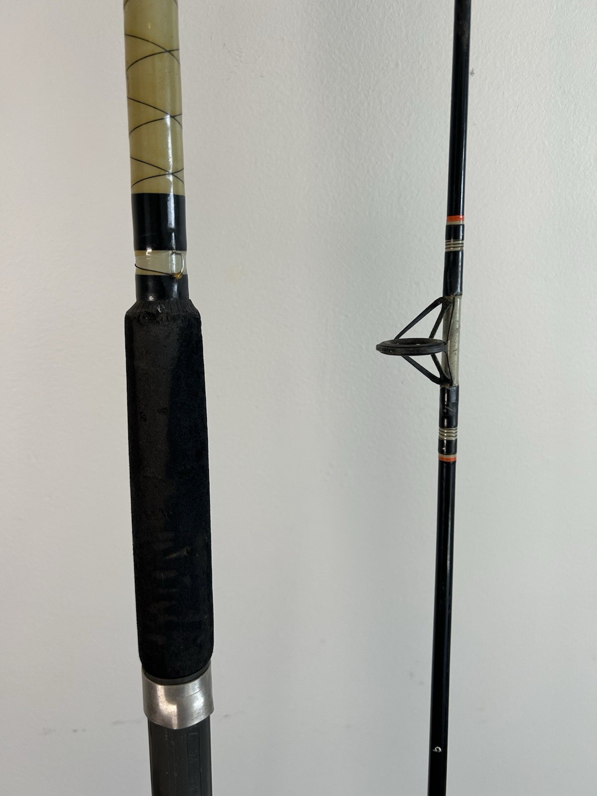 Olympic TT80 Fishing Rod Pole 2-pc 8′ Made In Korea Black & Yellow Vintage