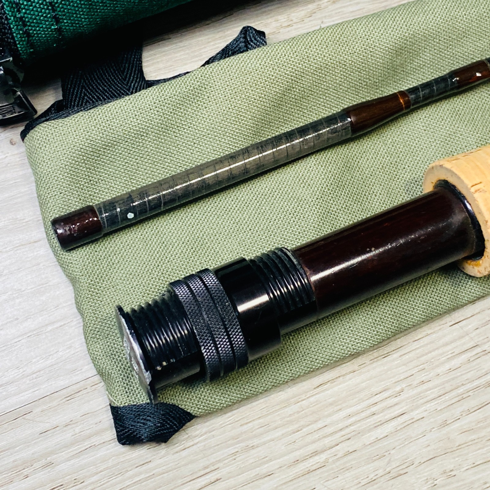 Orvis Superfine Seven Eleven 7’11” 4wt Fly rod w/Tube Socks 1296