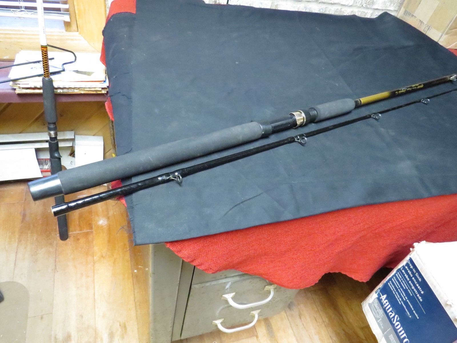 Master Graphite Composite GC88PT 8 1/2′ Downrigger Fishing Rod 2-Piece 8-20 Line