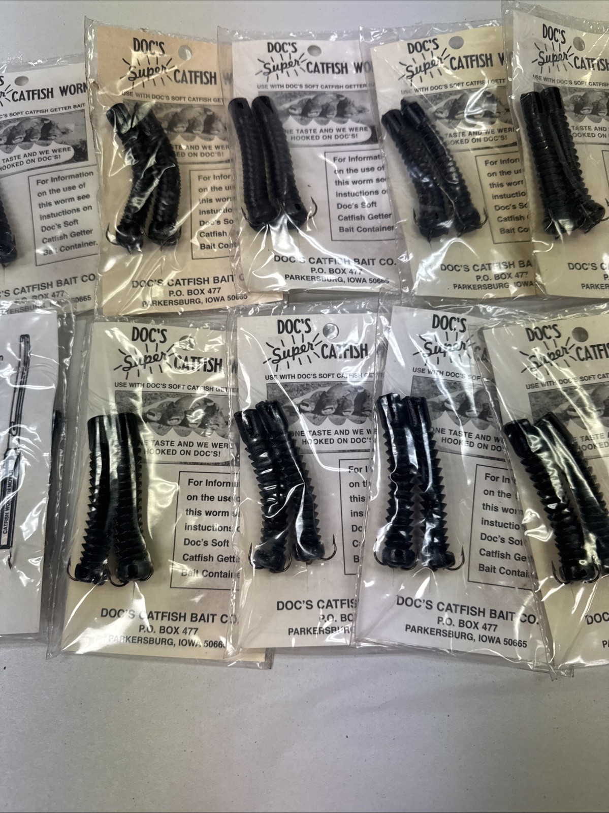DOC’S SUPER CATFISH WORMS 12 PK DCW-BLACK WORKS w/ DOC’S SONNY’S & JUNNIES
