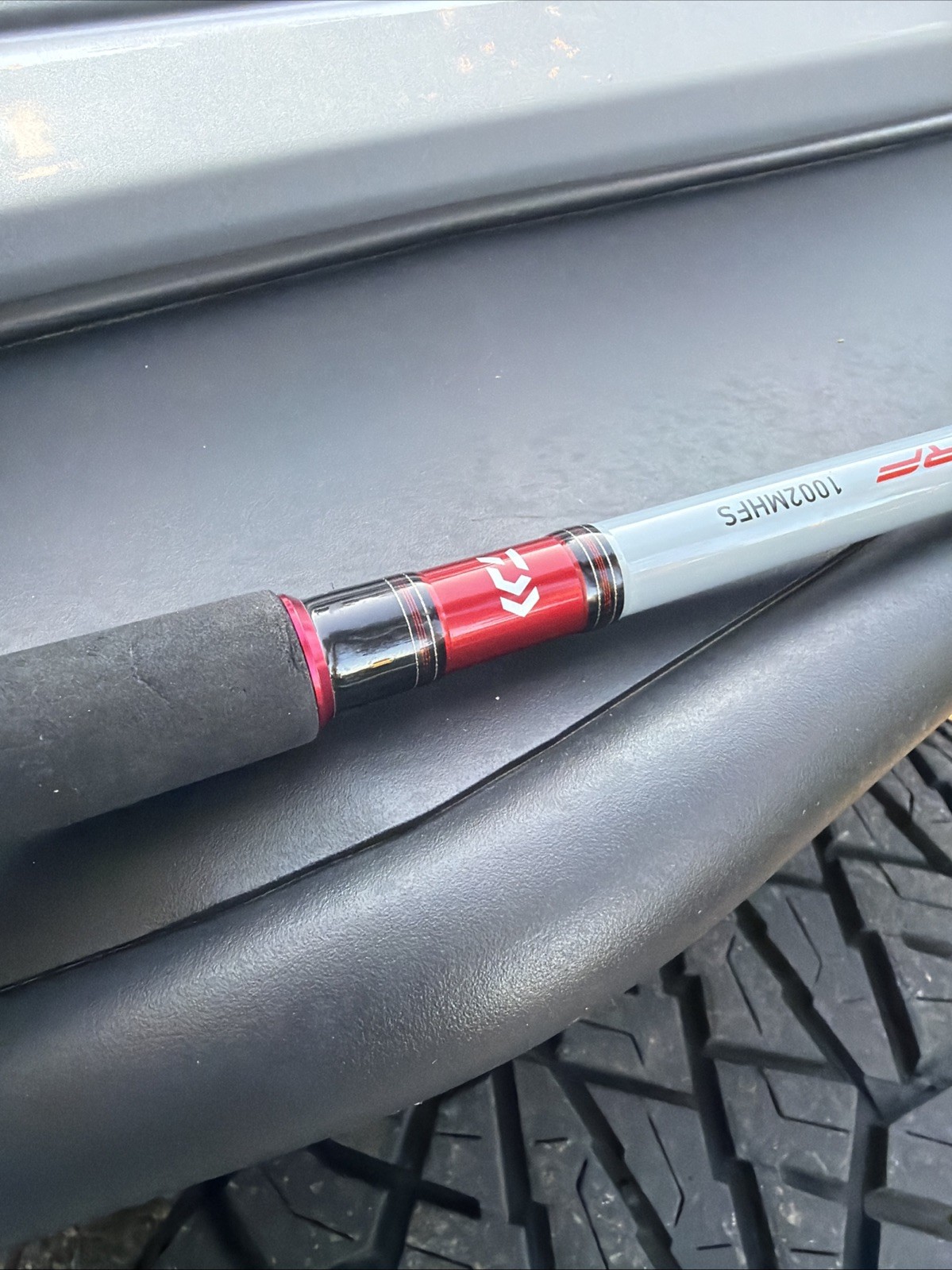 Daiwa Team Daiwa Spinning Surf Rods 2-Piece Surf Spinning Fishing Rod 10’ MHF