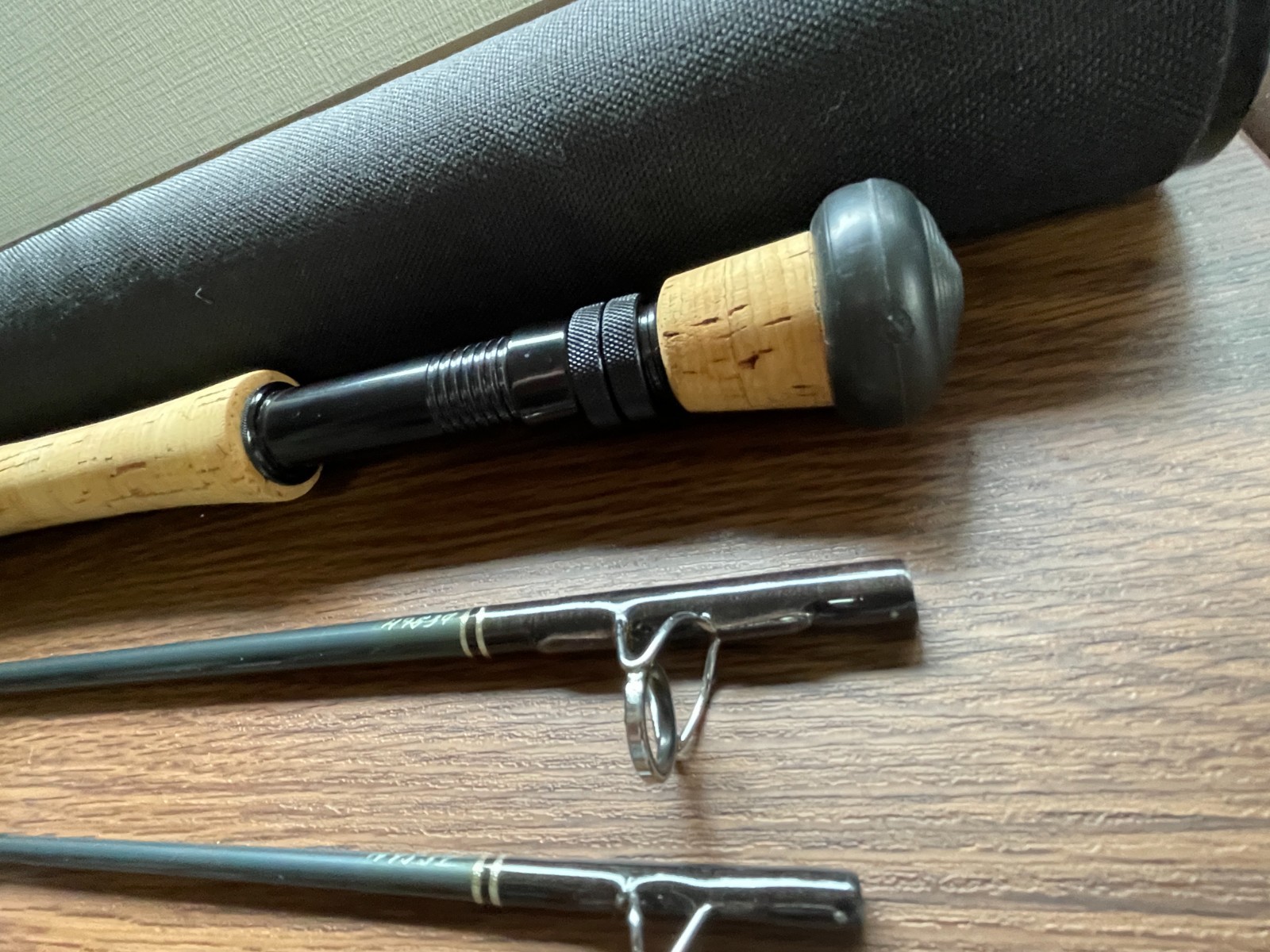 Scott SES 9083 9’0″ #8 Line 4.5oz 3P Black Tube Used Fly Fishing Rods Carbon