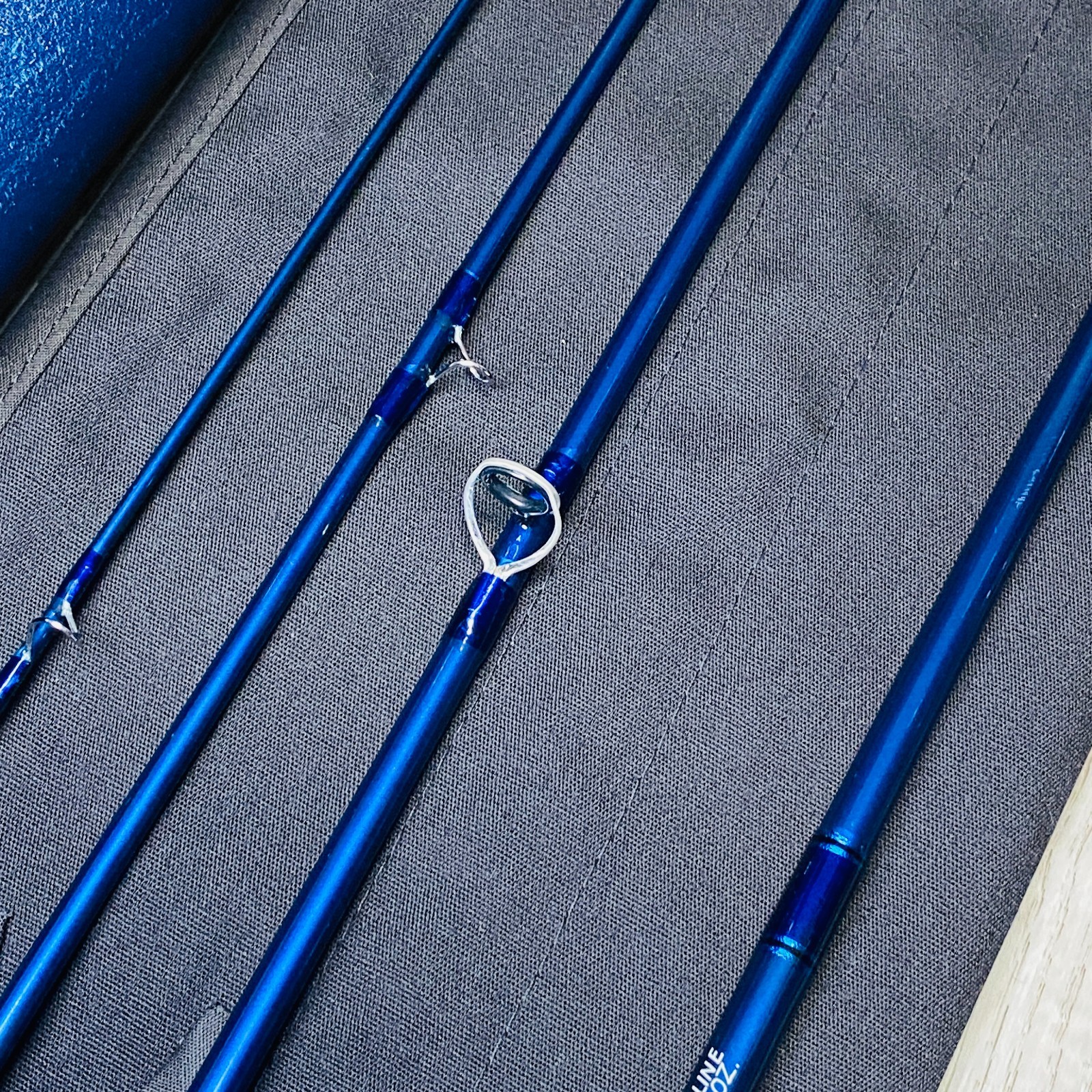 SAGE Xi3 690-4 6wt 9’0″ Salt Water Fly Rod w/Tube sock [Excellent]