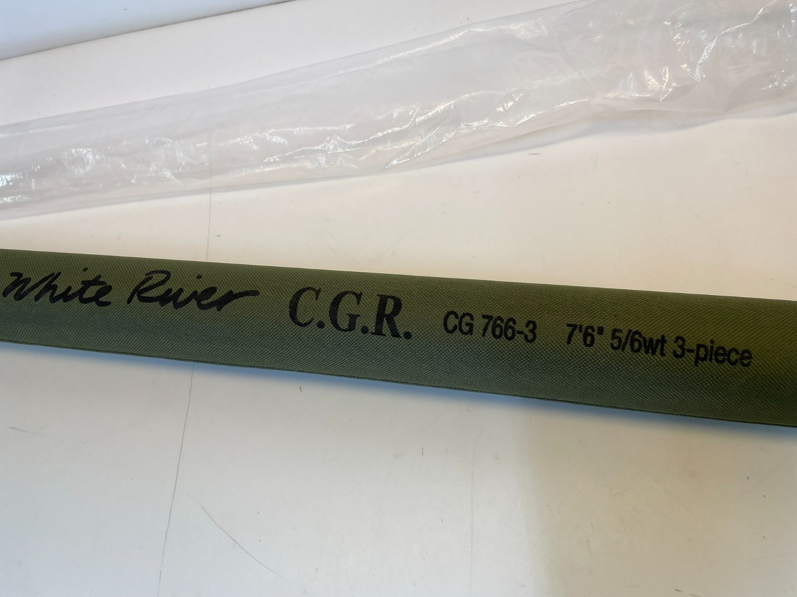 r47- NEW White River CGR Fly Fishing Rod — 7’6″- 3 pc. W/ travel case & bag