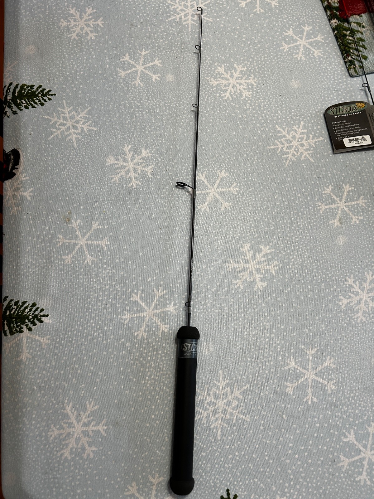 St. Croix Avid Ice Jigging. AVID ICE AIR 27ML. Medium light ice rod. Used.