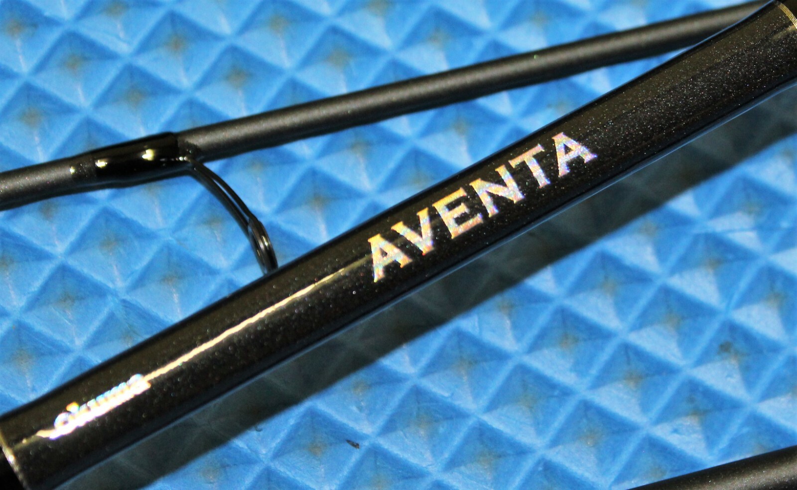 Okuma Aventa Float Rod 13′ 6″ Graphite 3-Piece W/Cloth Case VT-S-1363FR
