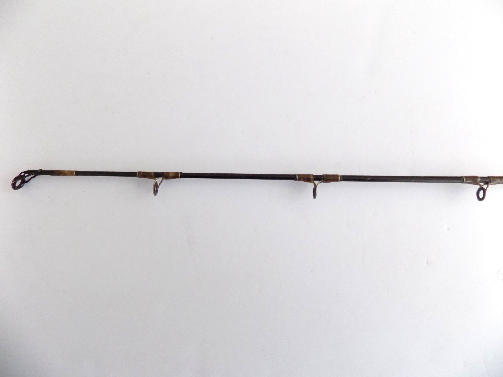 SHIMANO CPC-M70MH 7′ IM8 BOAT/TROLLING ROD – USA – 799i