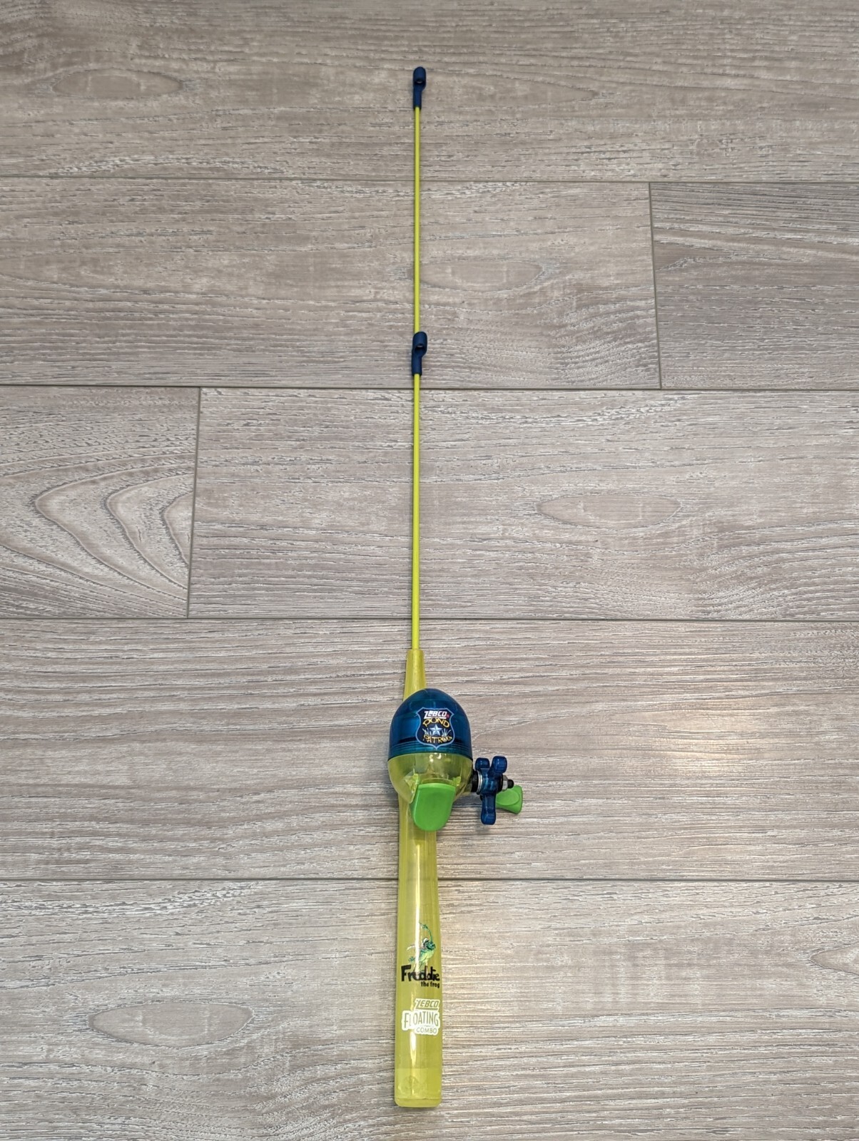Zebco Floating Combo Pond Patrol Kids Spincast Reel Fishing Rod