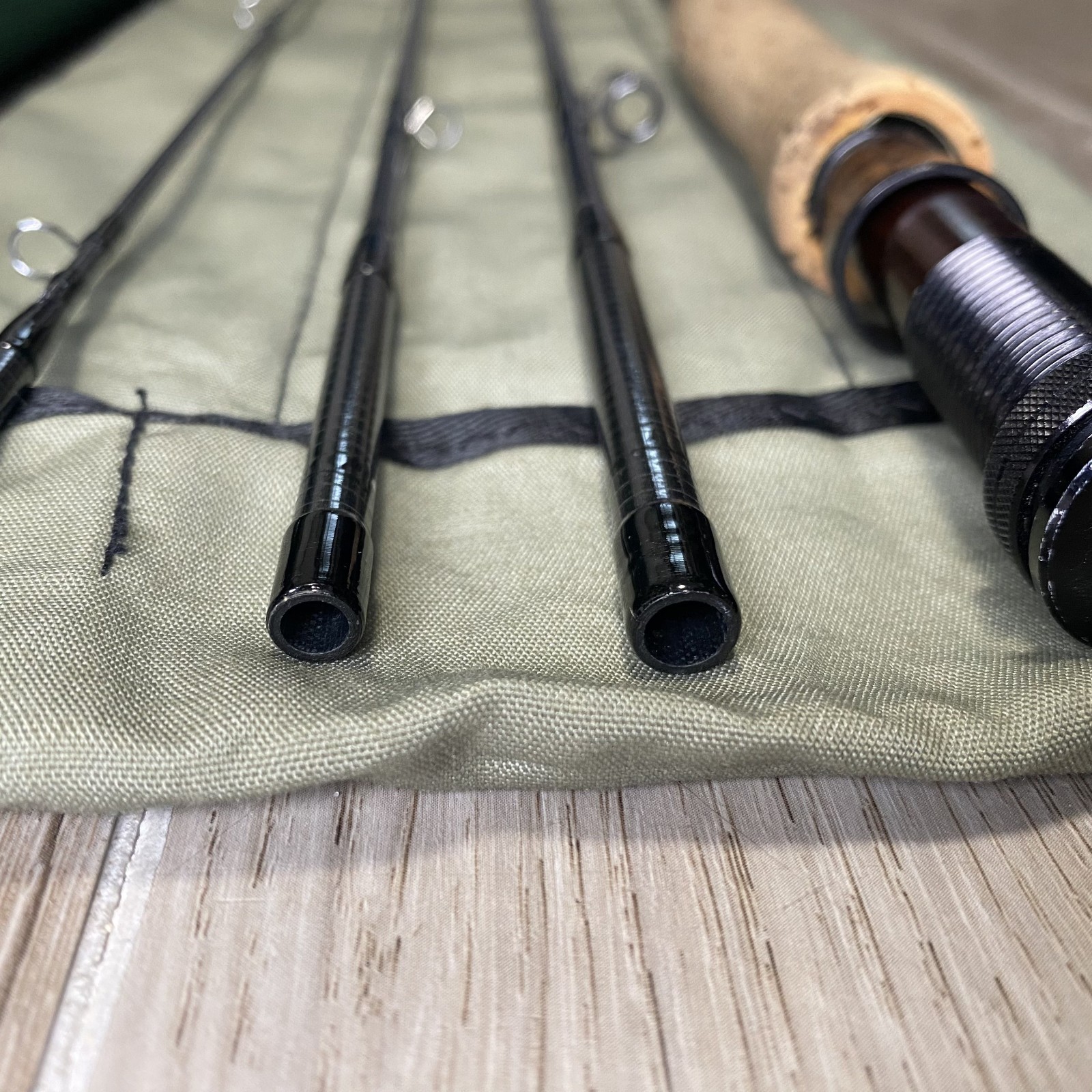ORVIS Graphite TRANSTREAM 8’0” 3wt Fly rod w/Tube Case Sock