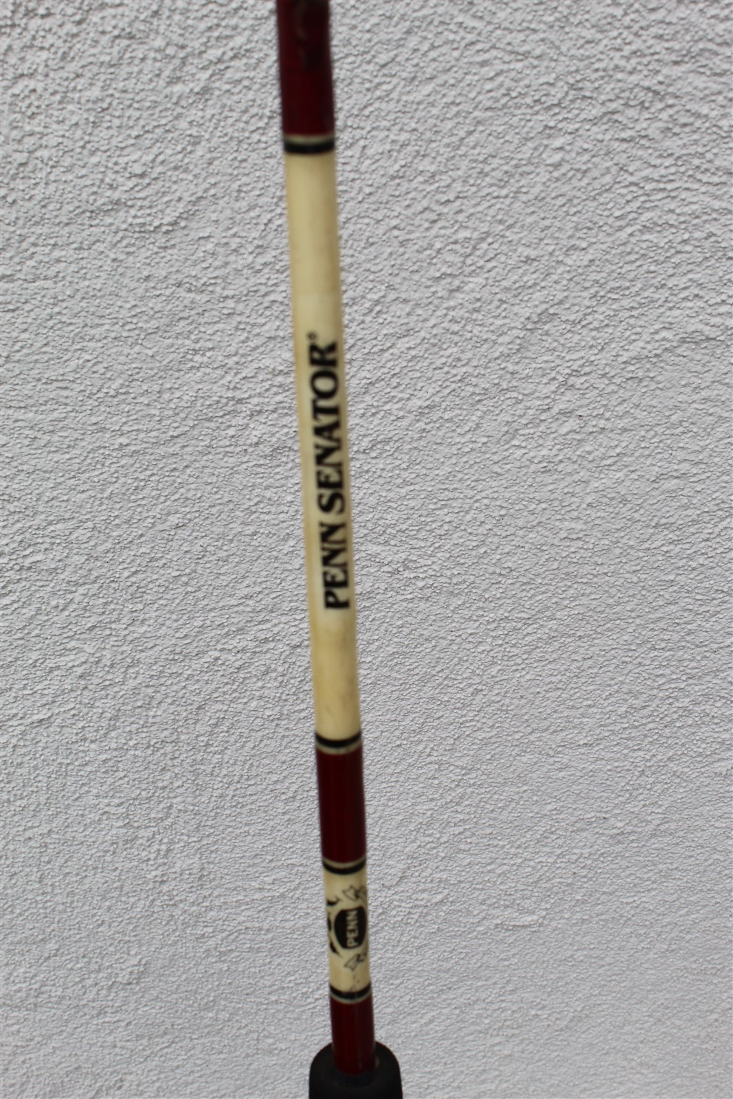 PENN SENATOR ROD 3/0 S-3230 LINE RANGE RF 20 – 40 LB USED 6′ 6″ INV R1