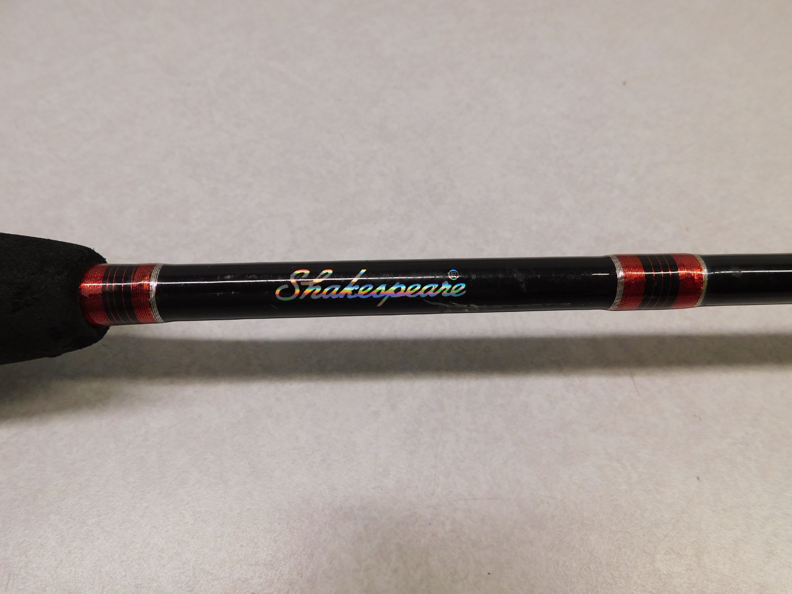 Shakespeare Synergy Steel SYSTSP 56 2L, 5’6″ Fishing Rod (2 piece)
