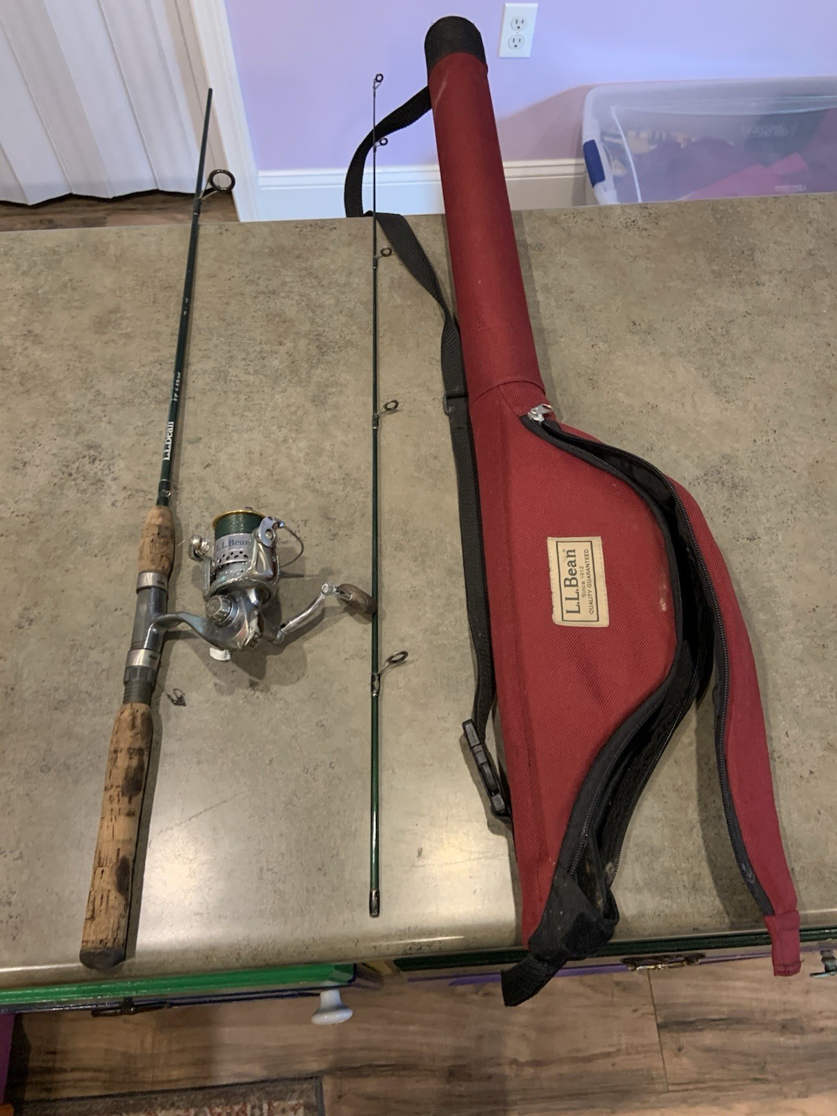 LL Bean Spin Series FishingPole 5’6” 4-8Lb Test Case Reel Needs Repair