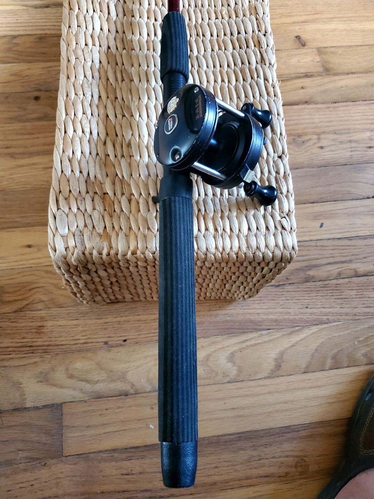 Abu Garcia 7′ 1pc Med-light 10-20lb Casting Combo Excellent Used Cond.
