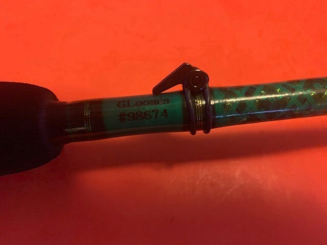 CUSTOM BUILT GLOOMIS 7 FOOT 6 INCH 12 TO 25 POUND CLASS BAITCASTING FISHING ROD
