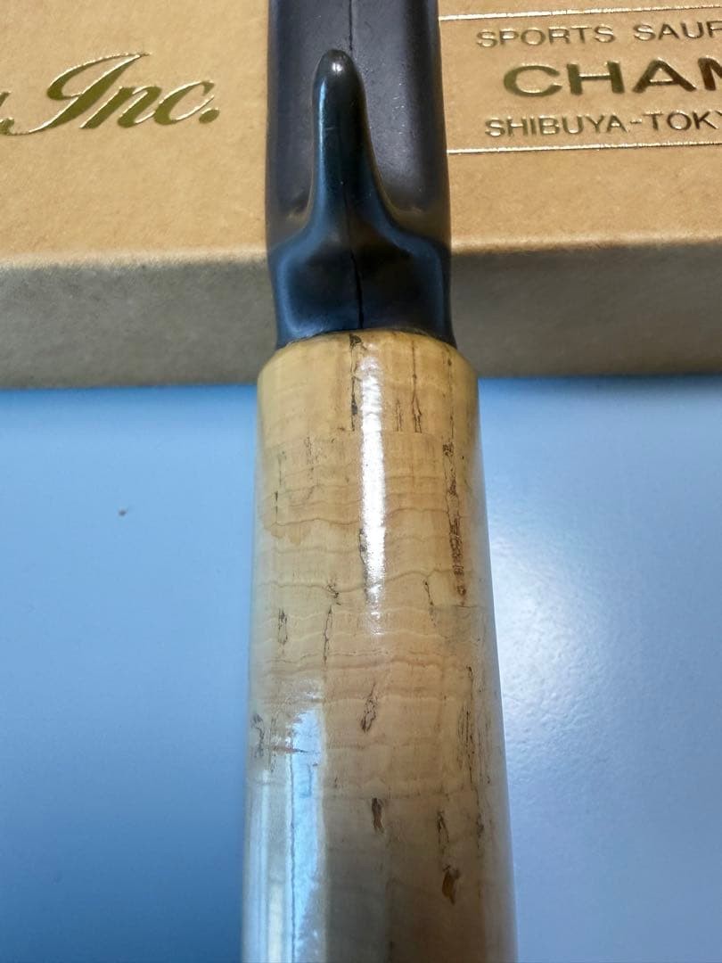 Sports Saurus Chione Semi-Double Grip Used Good Condition with Box