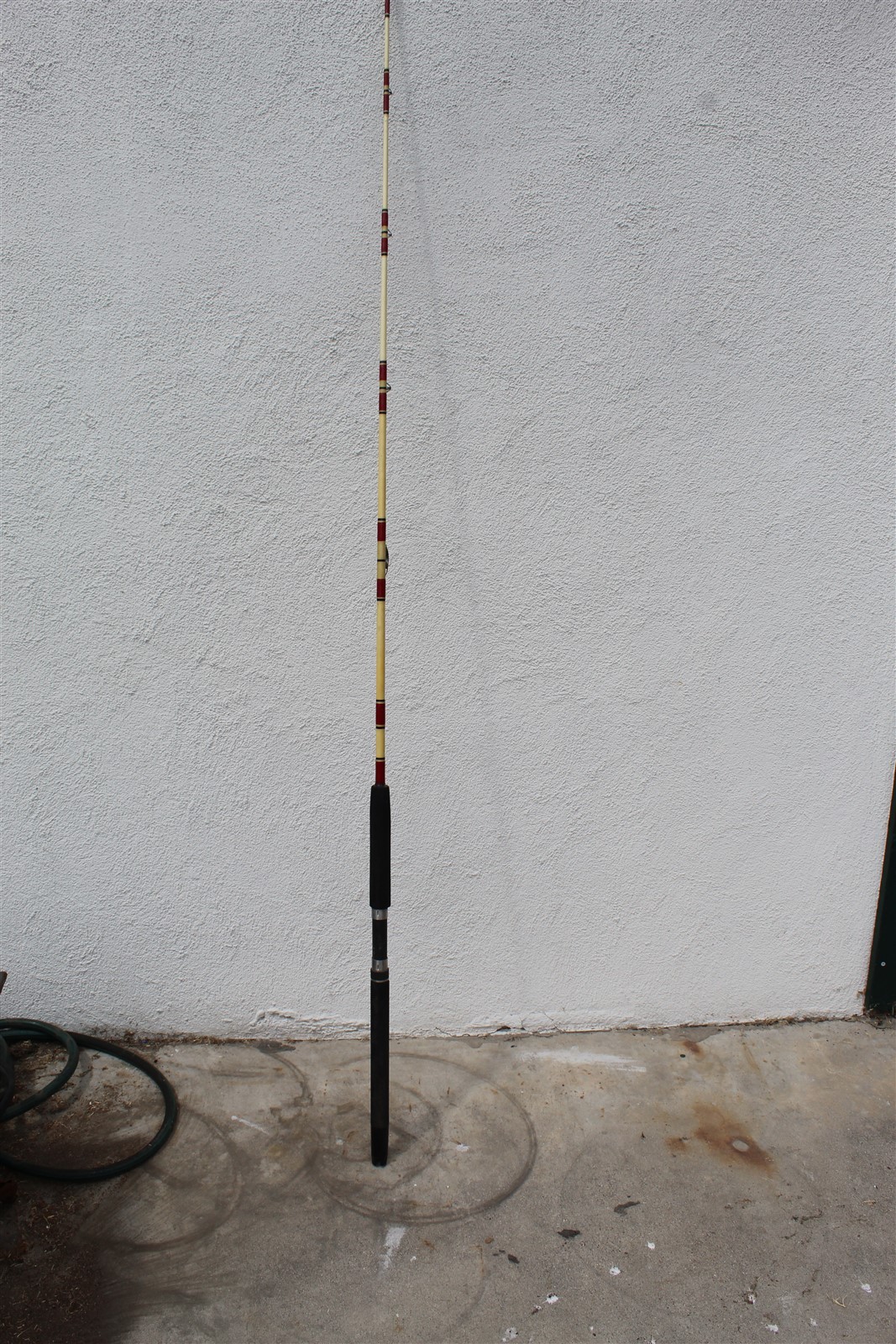 PENN SENATOR ROD 4/0 S-3240 RF LINE RANGE RF 30 – 50 LB USED 6′ 6″ INV R3