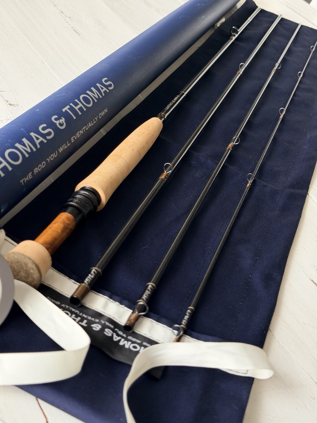 ** BEAUTIFUL**🔥 Thomas & Thomas CONTACT II 4wt 10’9”in~4pc Fly Rod!!🔥~LQQK~🔥