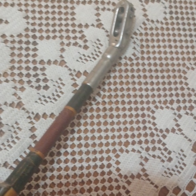 extreme Rare Conolon Monarch 101 Brown Fishing Rod Cork Handle Metal rollers