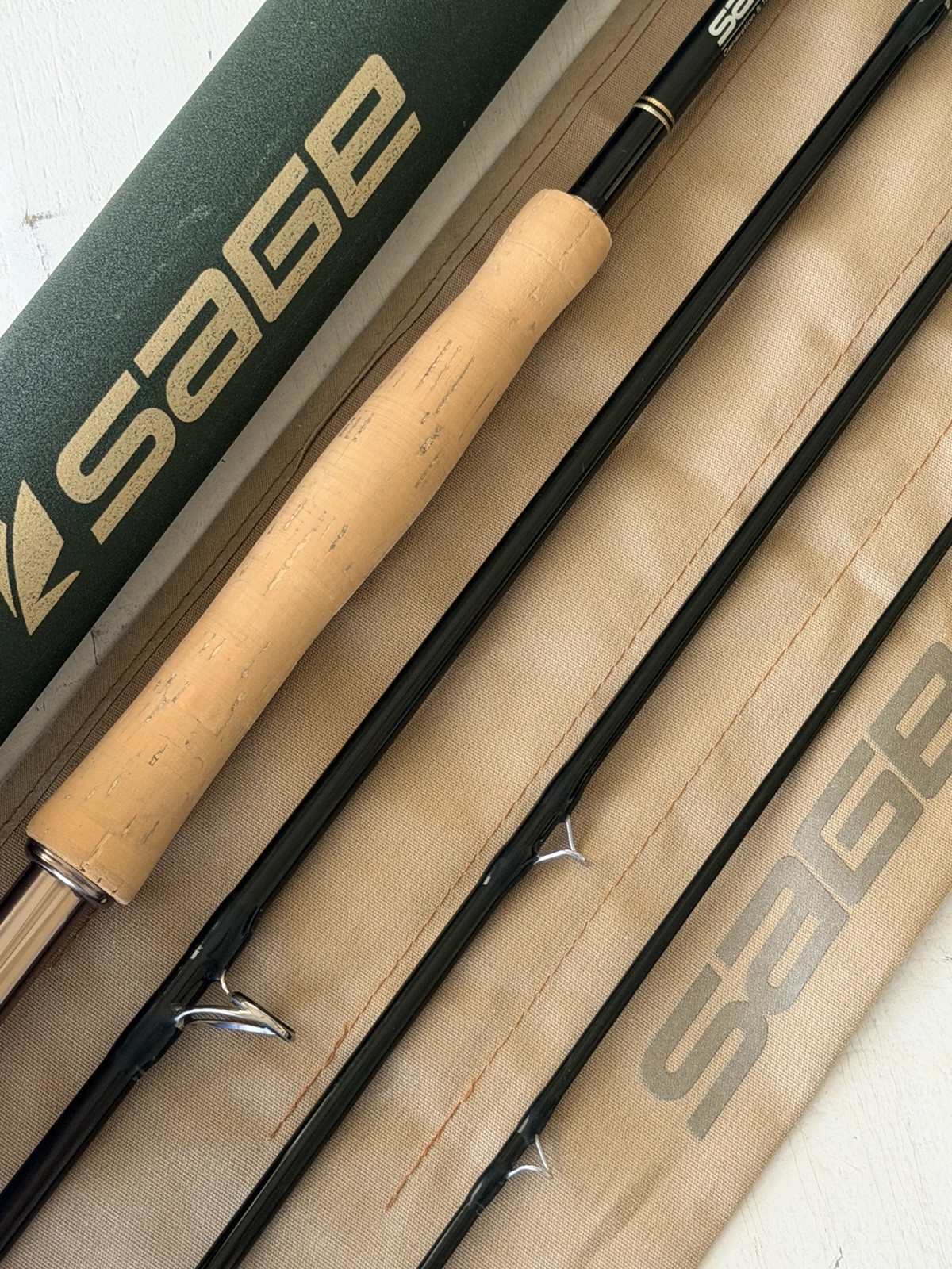 **BEAUTIFUL**🔥SAGE 99. 8wt. 9’9”in FlyRod🔥~LEGENDARY~ 🔥