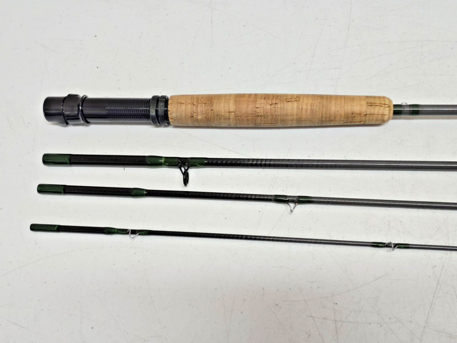 Orvis Graphite Fly Fishing Rod 8’6″ 6wt 4-Piece, green, gray