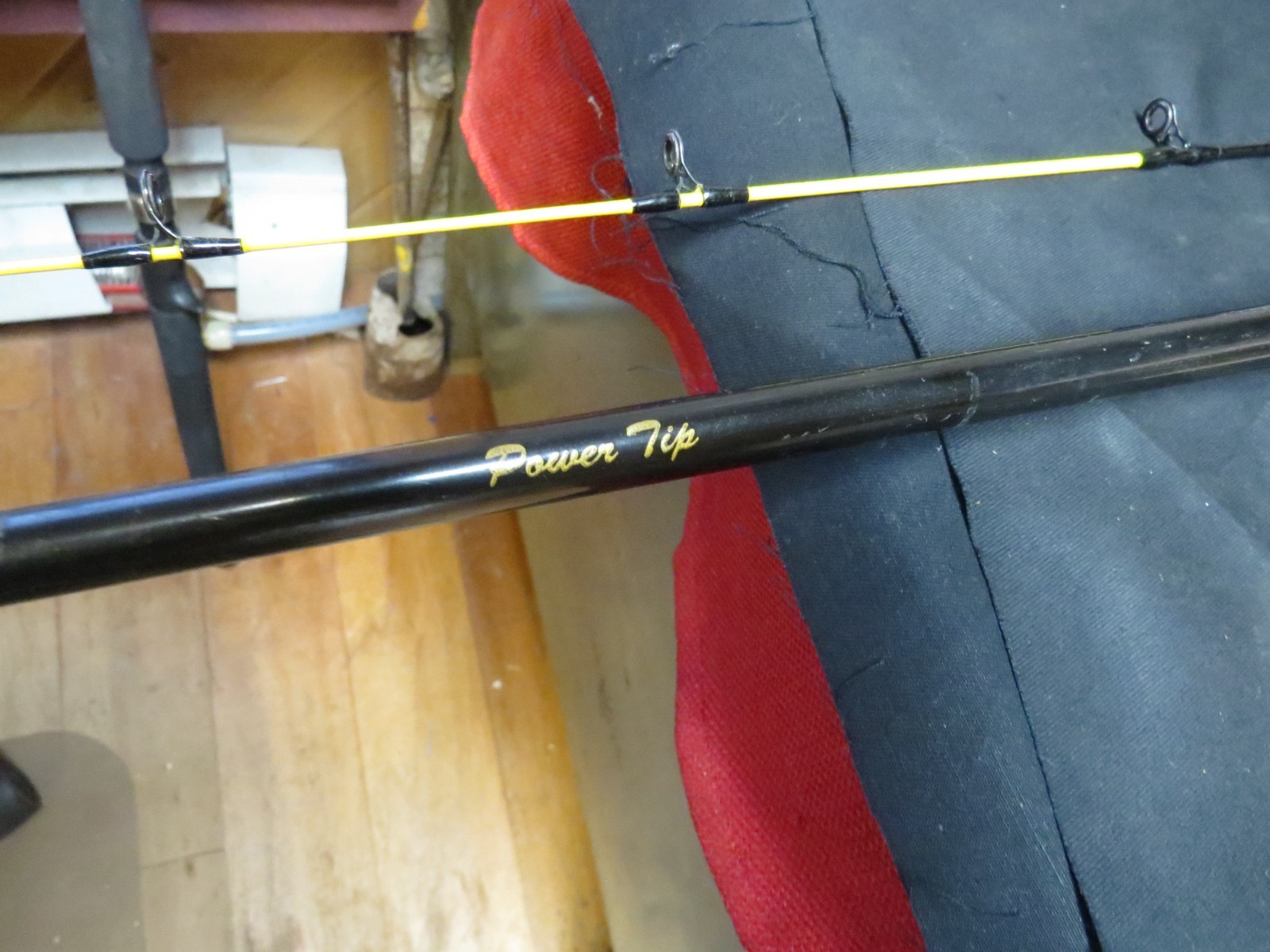 Master Graphite Composite GC88PT 8 1/2′ Downrigger Fishing Rod 2-Piece 8-20 Line
