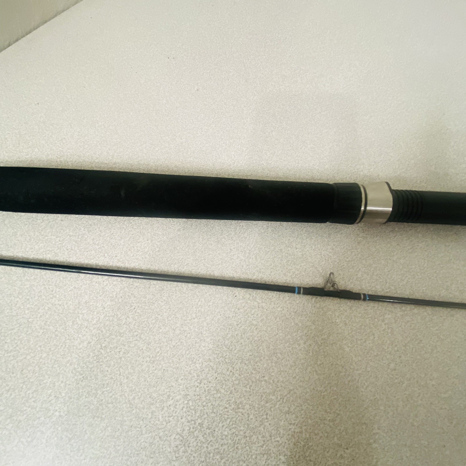 Quantum Trophy Big Water 7’0″ Spinning Rod QTS702MHB 2Pc 15-40lb Med Hvy SHB4