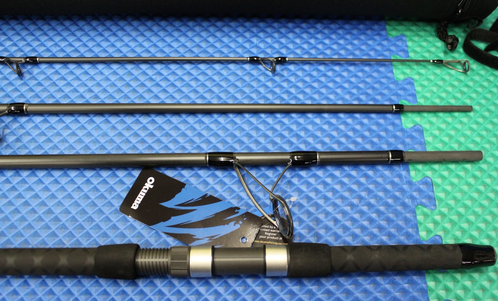 Okuma Voyager Signature Surf Travel Rod 10′ 0″ 4Pc W/Hard Tube Case VSS-S-1004H