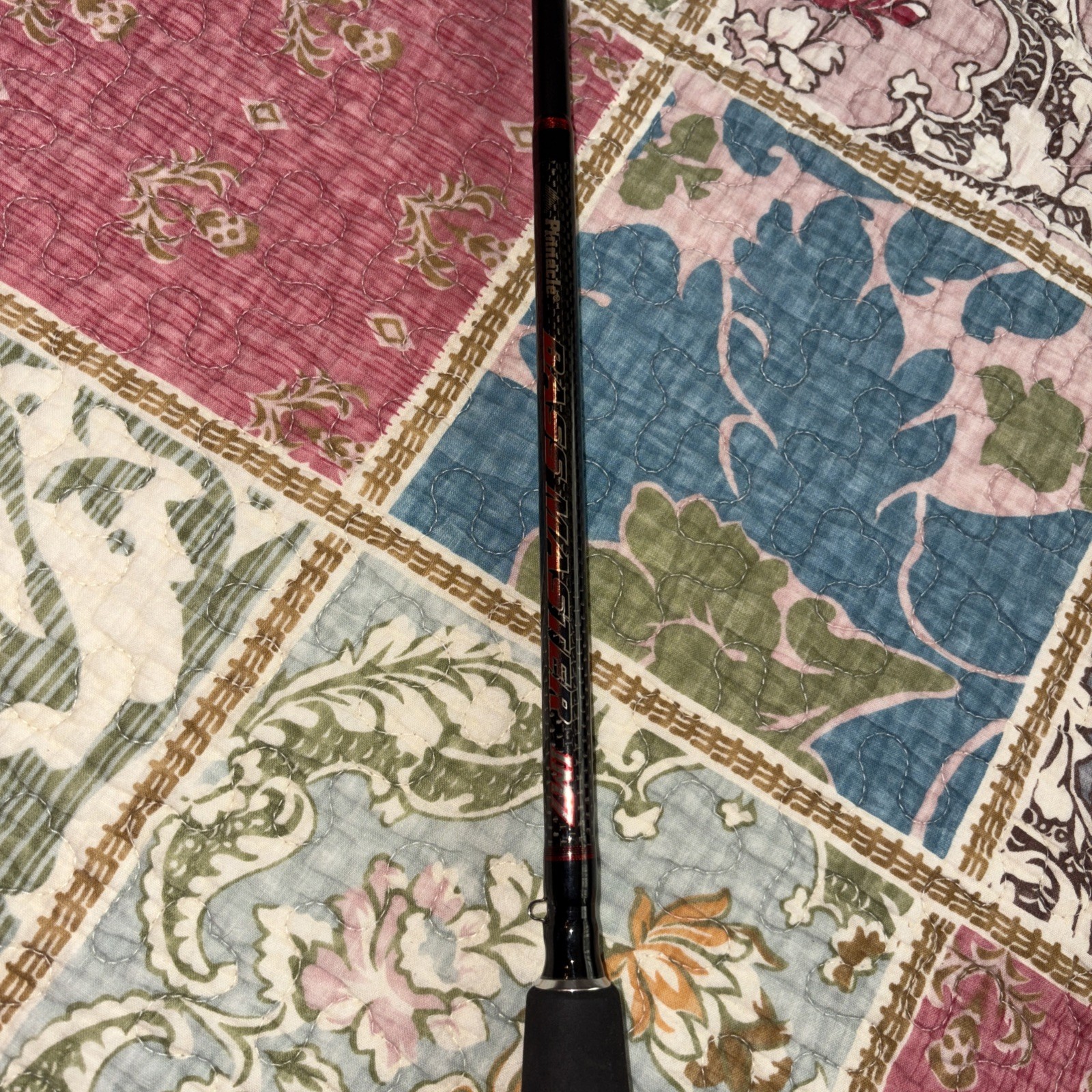 Pinnacle Bass Master IM7 HIG43 Graphite 7’1’’ Long In Excellent Condition!!