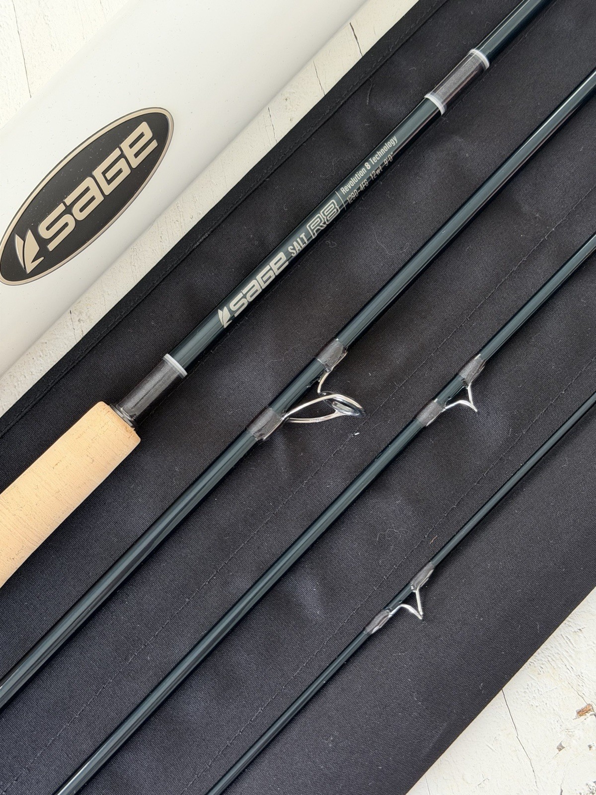 **BEAUTIFUL** 🔥 SAGE R8 SALT 12wt. 9’ft~4Pc FlyRod!! 🔥~LEGENDARY~🔥