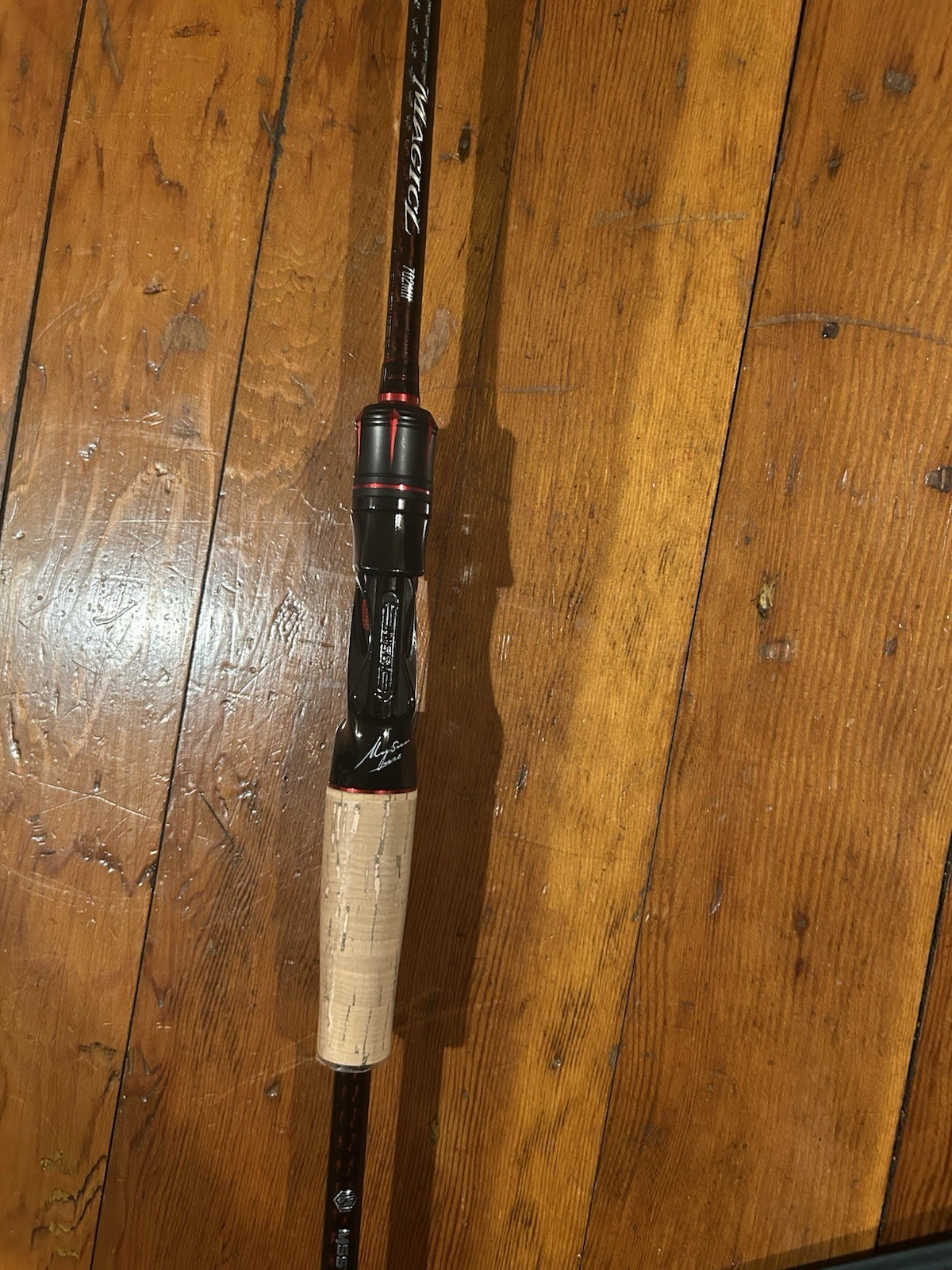 HANDING Magic L Bass Fishing Rod 2-Piece Versatile Spinning & Casting