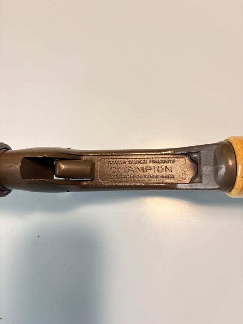 Sports Saurus Chione Semi-Double Grip Used Good Condition with Box