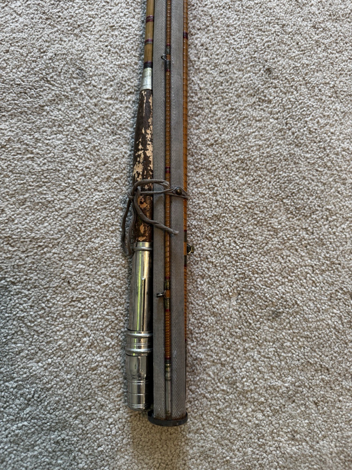 Vintage Bamboo 8ft 8 in 3pc Fly Fishing Rod +Rod holder