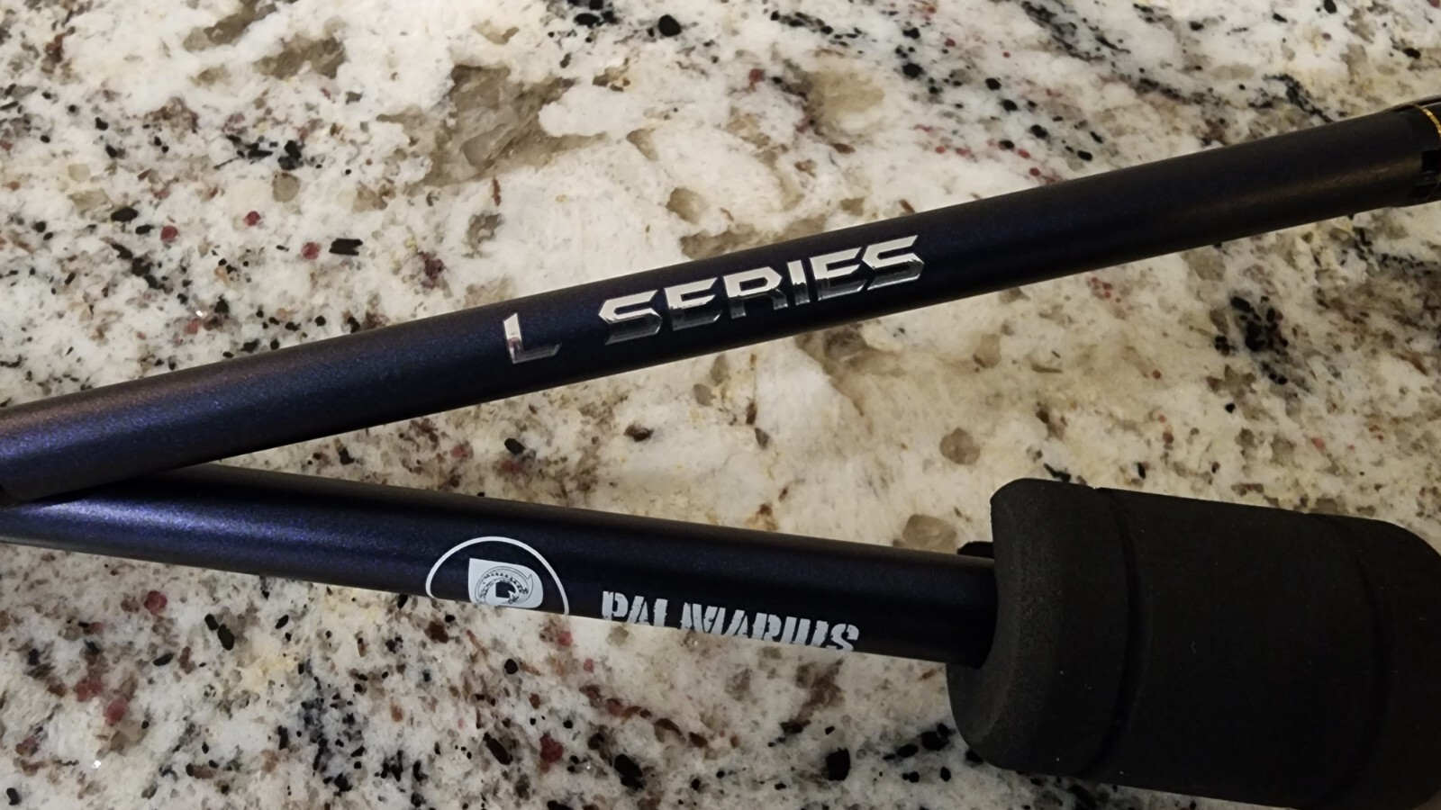L Series 72-3 200g to 500g (8 oz to 18 oz) Slow/long fall jigging rod