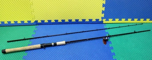 Okuma Celilo Casting Rod 2-Piece 7′ 6″ Light CE-C-762L
