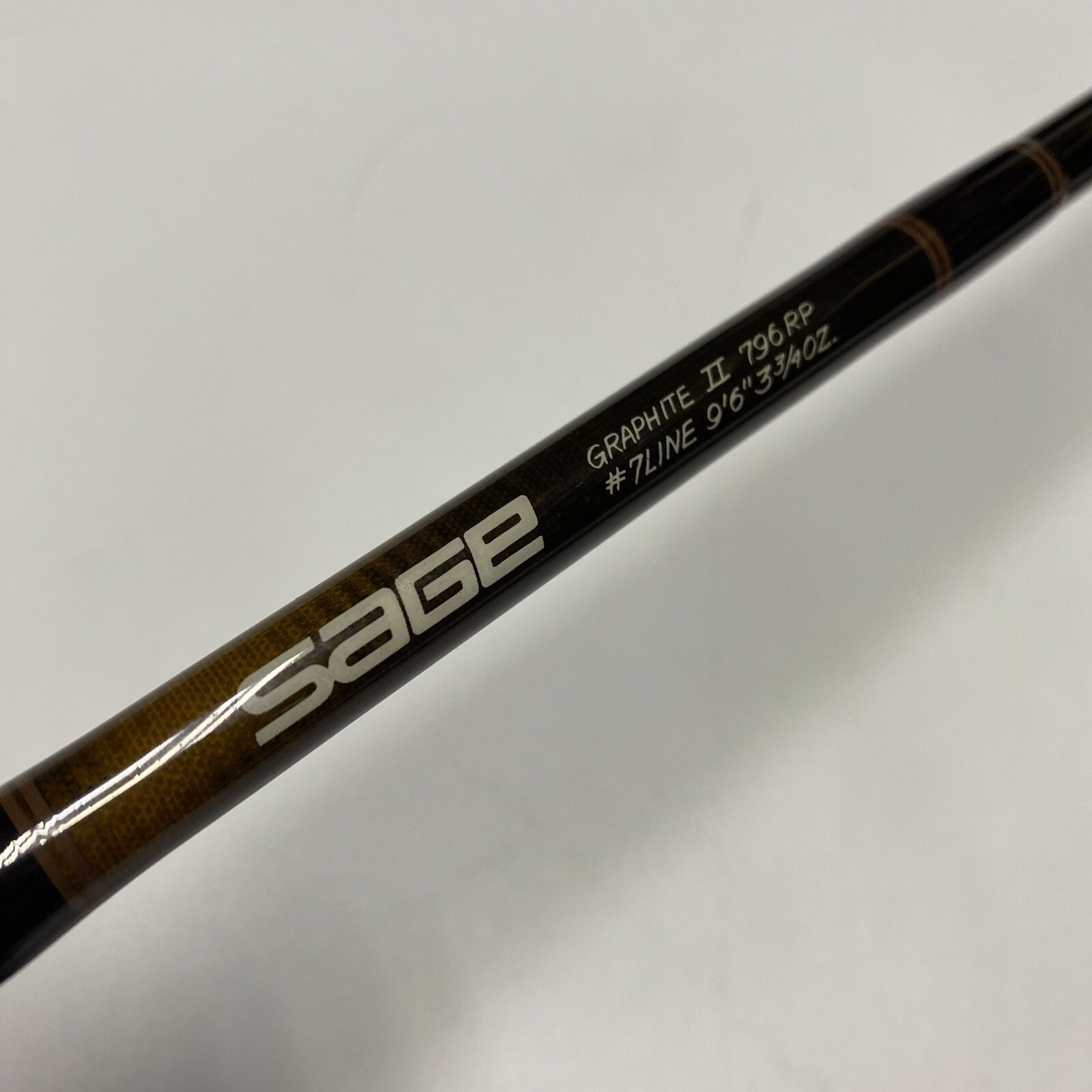 Sage Graphite II GFL 796 RP DS #7 Line 9′ 6″ Tube 3-5/7oz 2pc Fly Fishing Rod