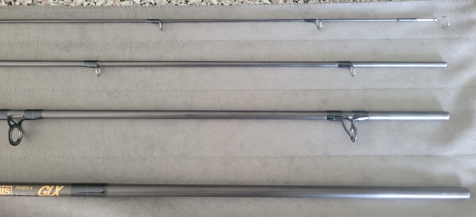 G. Loomis GLX 9′ 10wt 4 pc Fly Rod. FR10810-4 Excellent Condition
