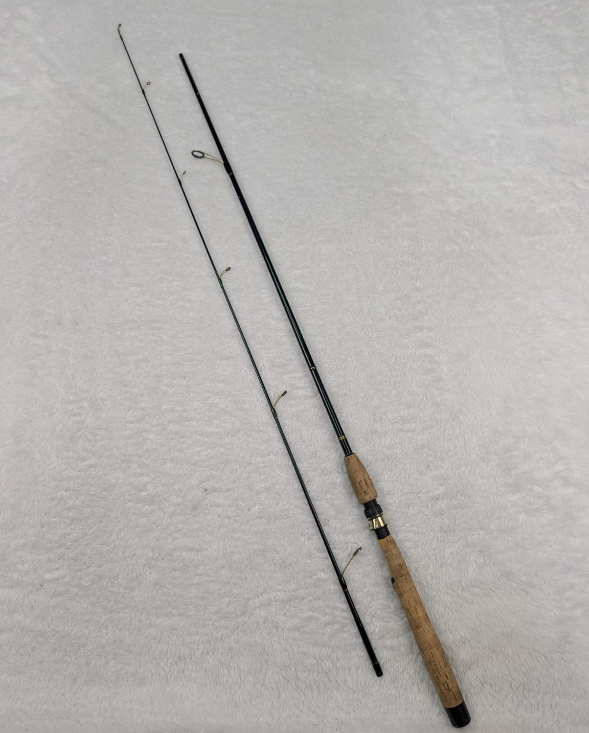 Cabela’s Fish Eagle ll Fishing Rod 6′ 6″ 2pc GSI664 IM6 Green Graphite 6-12lb