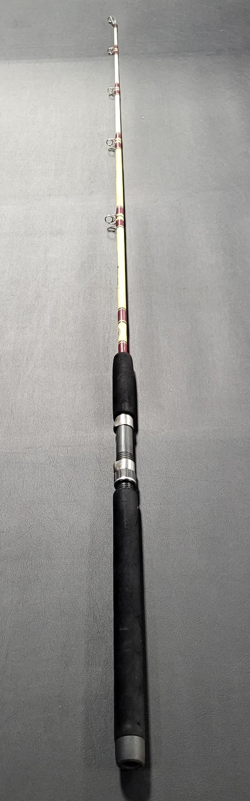 Penn Baymaster One Piece Spin Casting Rod – 6′ Model 3210C, Fiberglass, VG Cond